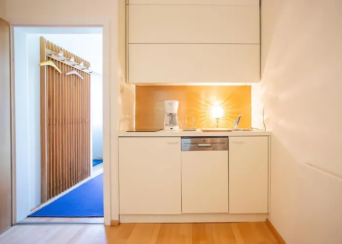 Gabriela Pensión 3*