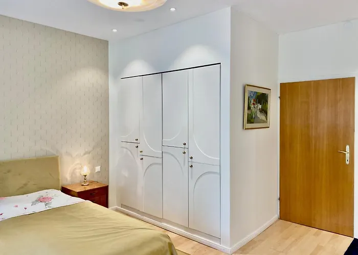 Gabriela Pensión 3*